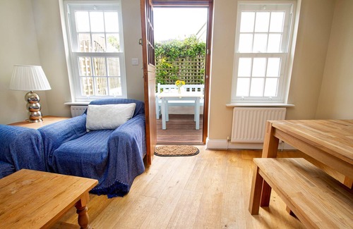 Castletown Cottage | A holiday cottage that sleeps 4 guests in 2 bedrooms