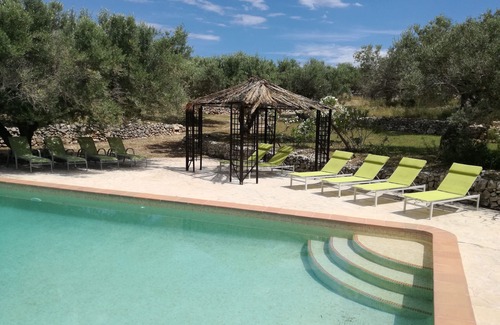 El Perello Cottage | A HOLIDAY STAY IN A BERGER'S CABIN?