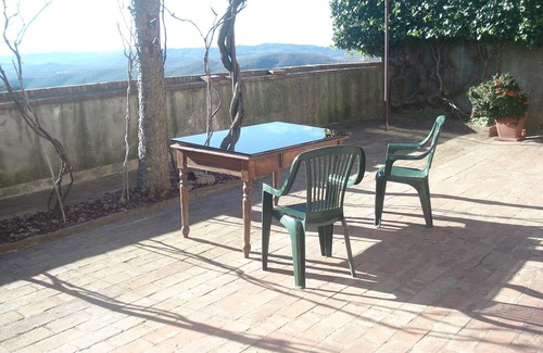 Prata House | A house on a hilltop village with a magnificent view 30 mns from the sea