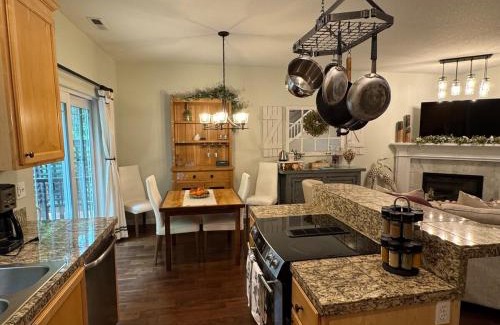 Bull Mountain House | A House On Catalina