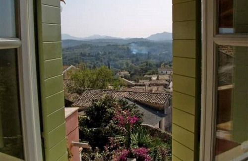 Skripero Villa | A House with a View!