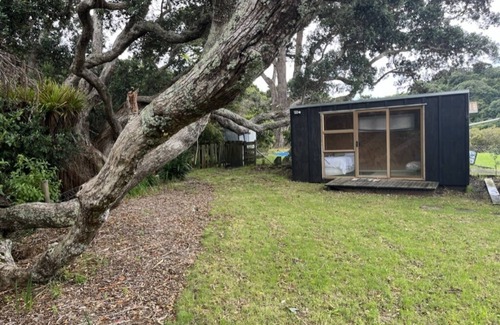 Whangateau House | A Kiwi Classic - beautiful bach in Whangateau