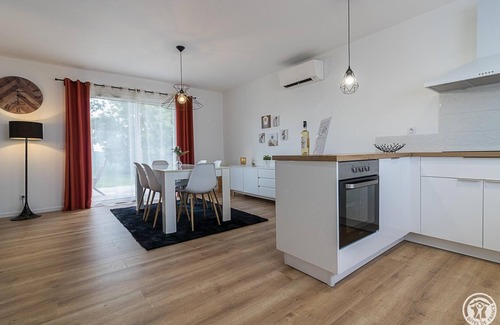 Fronton House | A l'Orée du Roc - FRONTON