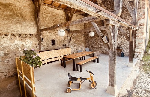 Villeneuve-sur-Lot House | A la Campagne, Maison Rénovée 5 Chambres Avec Piscine