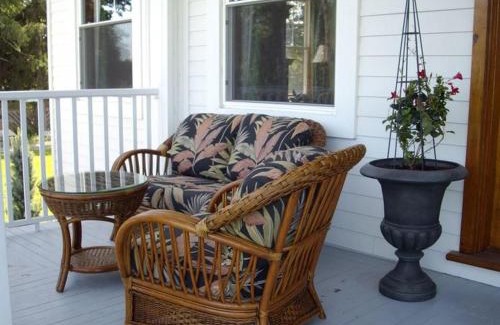 Niagara-on-the-Lake Bed & Breakfast | A La Gallarie