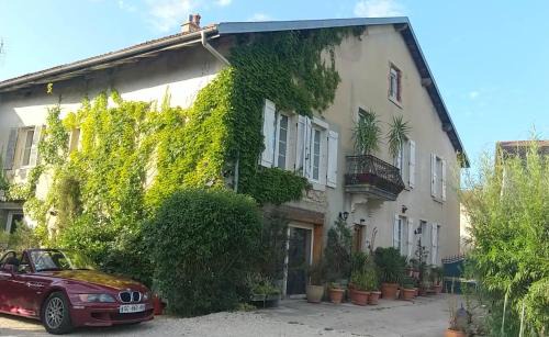 Bellignat House | A la Grenouille du Jura