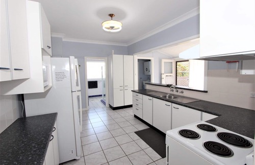 Harrington House | A little beach house with a big personality in the heart of Harrington