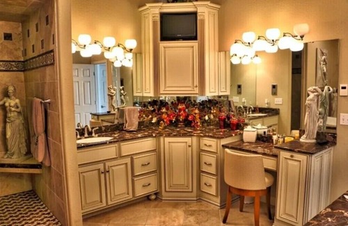 Roach House | A Little Bit of Heaven on Earth!