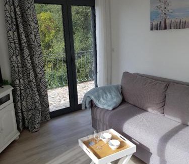 Le Cannet Apartment | A little Eden
