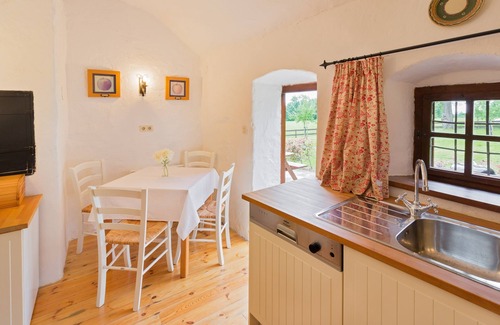 Steinakirchen am Forst House | A little gem on the edge of the forest