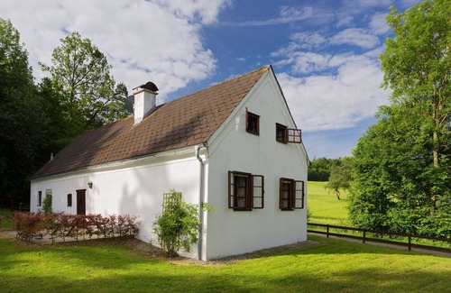 Steinakirchen am Forst House | A little gem on the edge of the forest