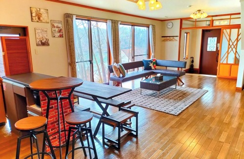 Kofu House | A luxurious location with a panoramic view of the /Kofu Yamanashi