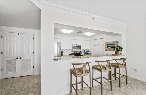 Jacksonville Condo | A luxurious and beautiful beachfront condo with a fabulous view!