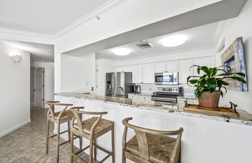 Jacksonville Condo | A luxurious and beautiful beachfront condo with a fabulous view!