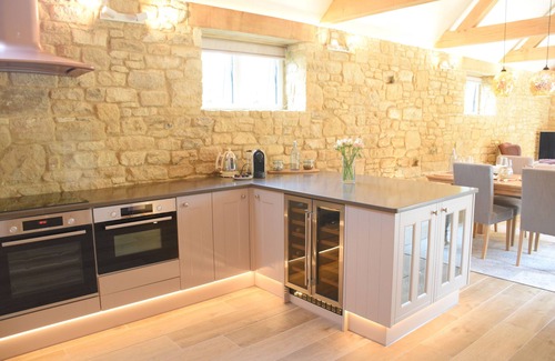 Broadway Cottage | A luxury barn conversion, positioned in the heart of Broadway, Cotswolds