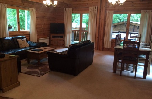 Kenwick Cabin | A luxury log cabin in Kenwick Woods, Louth.
