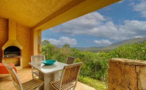 Monacia-d'Aullene House | A Machja 17