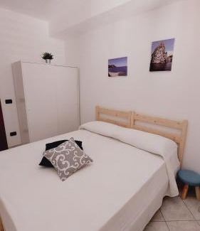 Gioiosa Marea Apartment | A me Casa