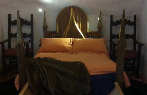 Navan Other | A Medieval Bolt-Hole in a Castle.nn