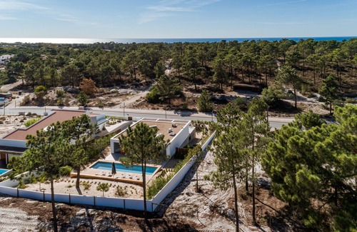 Carvalhal House | A Modern Design Villa on Comportas Exclusive Pego Beach