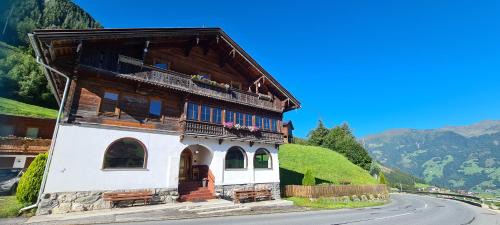 Hainzenberg Cabin | A nett's Nest