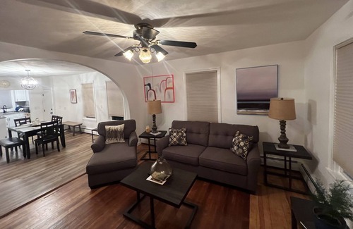 Pawtucket Apartment | A new renovated inspirational three bedrooms apartment floor 2.