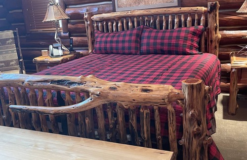 Drexel Cabin | A one-of-a-kind Log Lodge on over 200 acres of panoramic views & serene settings