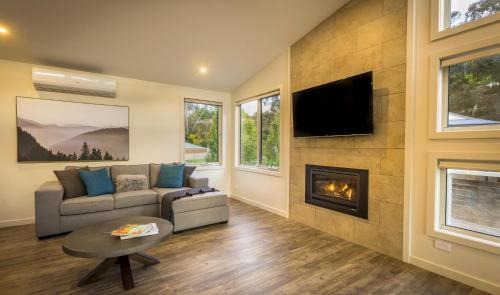 Bright House | A Pear Tree Loft