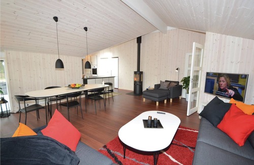 Ronde House | A pearl of a house in a beautiful location on Djursland.