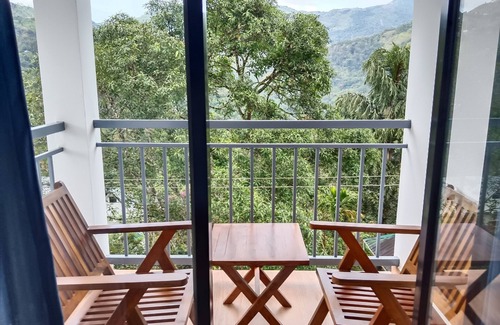 Chithirapuram House | A perfect Homestay with Wi-Fi has 8 Bed Rooms with balcony in Munnar