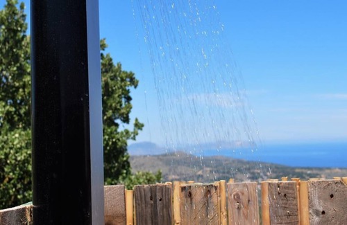 Monopari Cottage | A perfect place to stay. Glamping on Crete