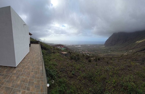 Frontera House | A place of tranquility with unbeatable views of the Atlantic.