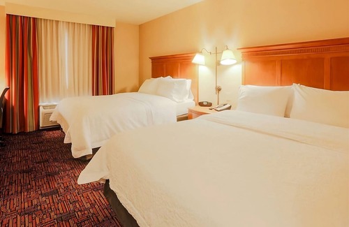 Tomball Hotel | A Place You'll Surely Enjoy! 2 Convenient Units, Outdoor Pool, Free Breakfast!