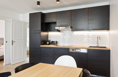 Charonne Apartment | A Pleasant 2-BDR near Nation and Charonne