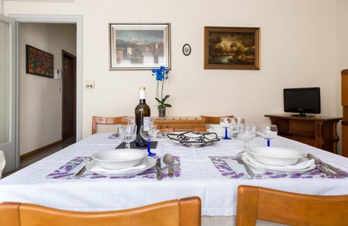 Parma Apartment | A pochi passi dal centro e dall'Ospedale di Parma