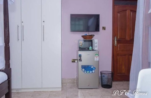 Ruiru Apartment | A private room in a tranquil, suburban mansion