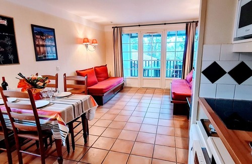 Ciboure Apartment | A Quelques pas de St Jean de Luz, Appartement 2 Pièces 5 Personnes Avec Piscine