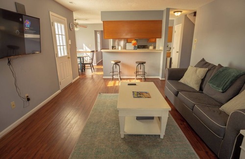 Fentress House | A quiet lakeside home for family, business, or both to relax or be productive.