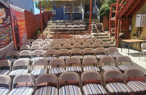 Eagle Rock Apartment | A quiet, super comfortable boho retreat in artist-friendly Eagle Rock.