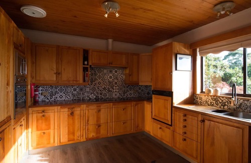 Kingston House | A Quintessentially Tasmanian Living experience awaits!