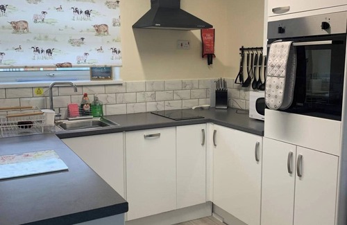 St Margaret's at Cliffe House | A relaxing holiday Bungalow with access to Gym/Pool/Sauna & great coastal walks.