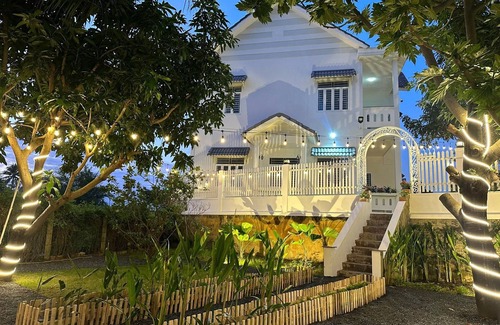 Nha Trang Villa | A riverside Villa suitable for a family, team, friends to make an outdoor party!