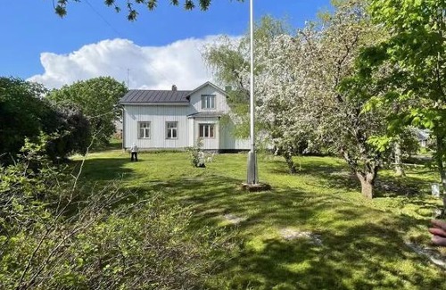 Kumlinge House | A simple room in an old farm