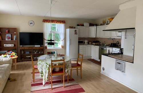 Kumlinge House | A simple room in an old farm