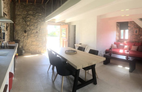 Alvaiazere House | A small corner of paradise with private pool