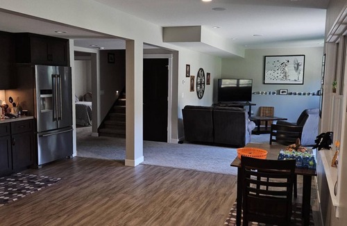 Onalaska House | A Spacious Homey Place To Be.