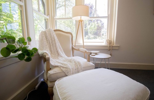 Lake Wendouree House | A spacious retreat for you, the kids and the pets!