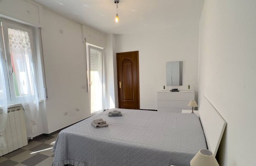 Ladispoli Apartment | A stone's throw from the sea in a central location awaits La Dimora Allegra
