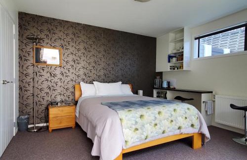 Oamaru Bed & Breakfast | A Stone's Throw to Oamaru Central