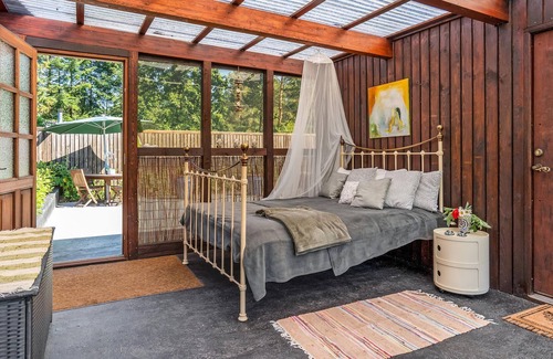 Ebdrup House | A summer house with hearty decoration and focus on coziness.